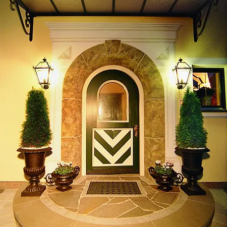 Отель Boutiquehotel Saeumler