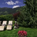 Ξενοδοχείο Boutiquehotel Saeumler 4*